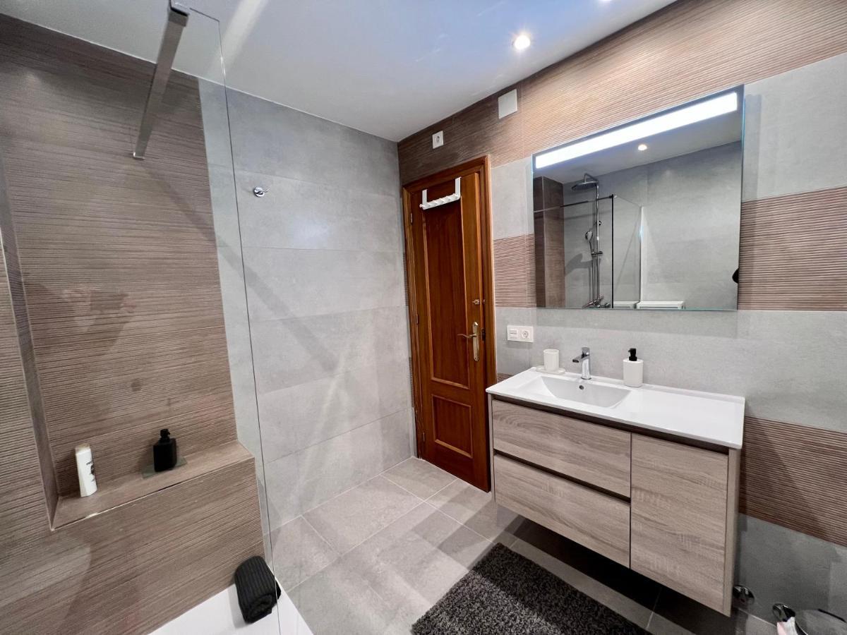 Stunning Sea View Apartment Аликанте Екстериор снимка