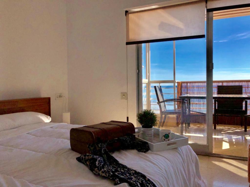 Stunning Sea View Apartment Аликанте Екстериор снимка